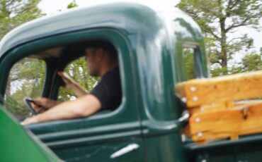 Ford-Truck-1946-green-6