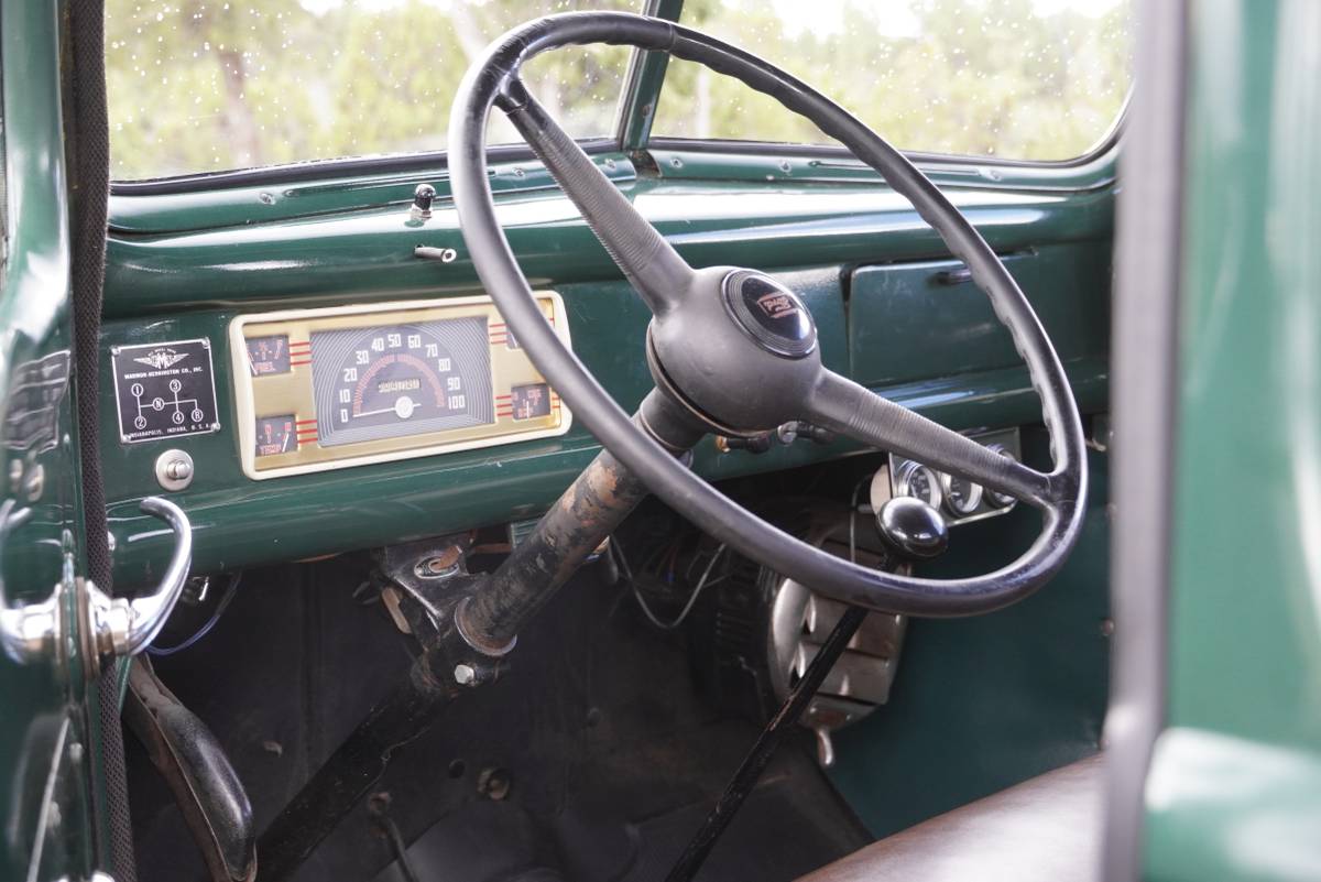 Ford-Truck-1946-green-7