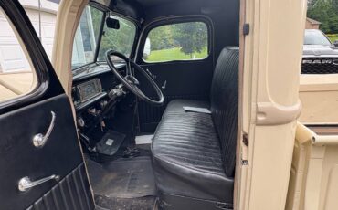 Ford-Truck-1947-1