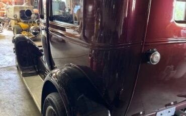 Ford-Tudor-1931-black-4
