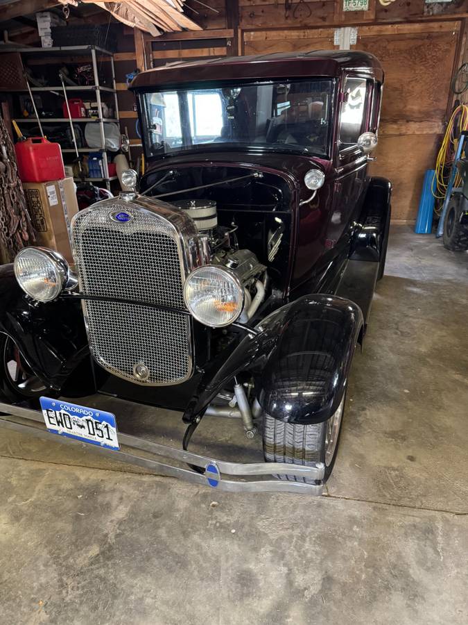 Ford-Tudor-1931-black-6