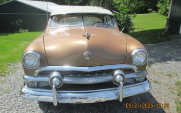 Ford-Victoria-1951-2