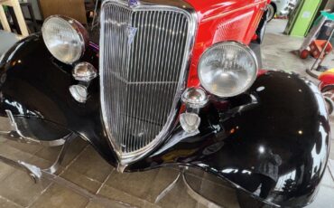 Ford-convertible-1934-Convertible-1