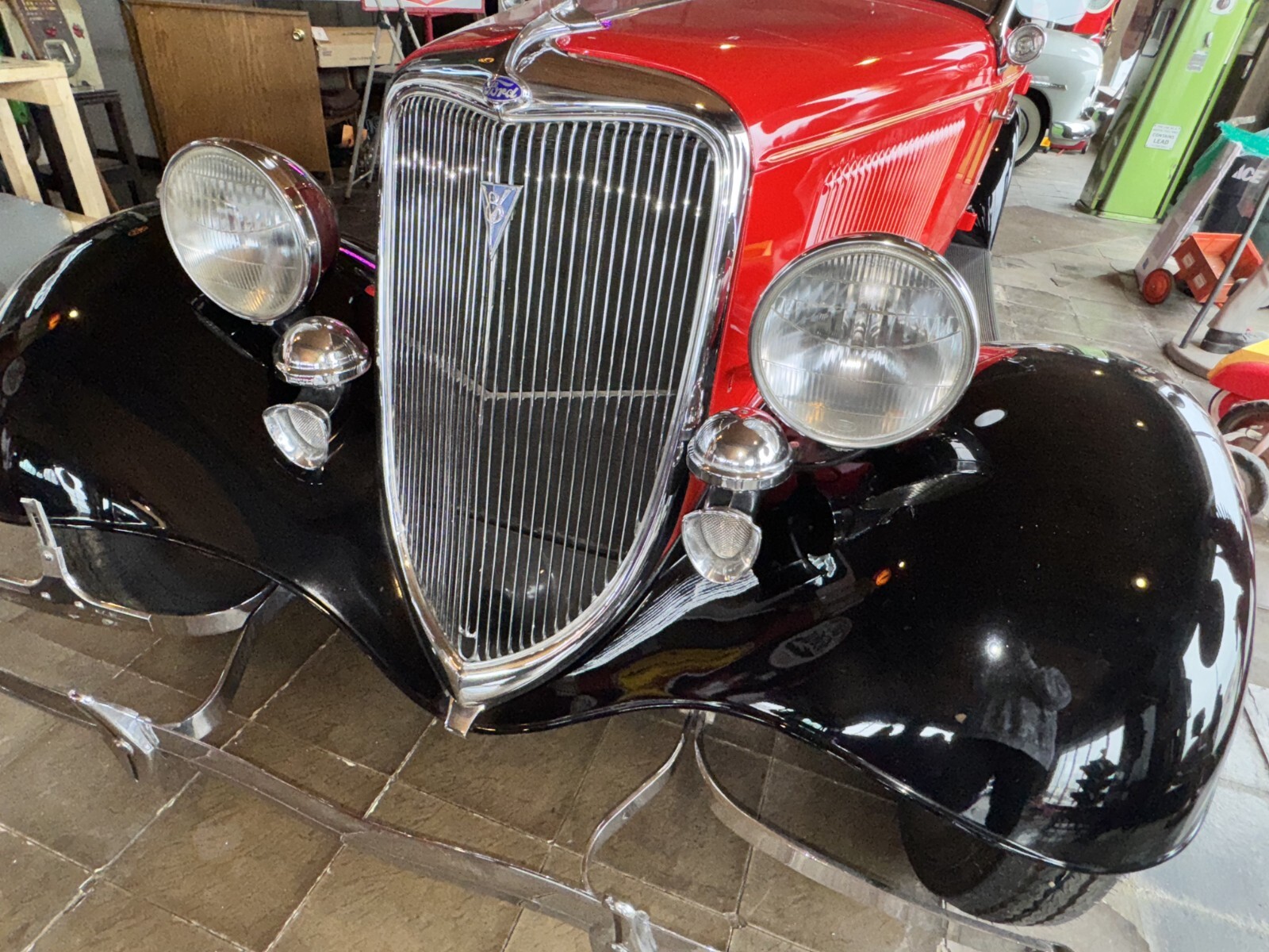 Ford-convertible-1934-Convertible-1