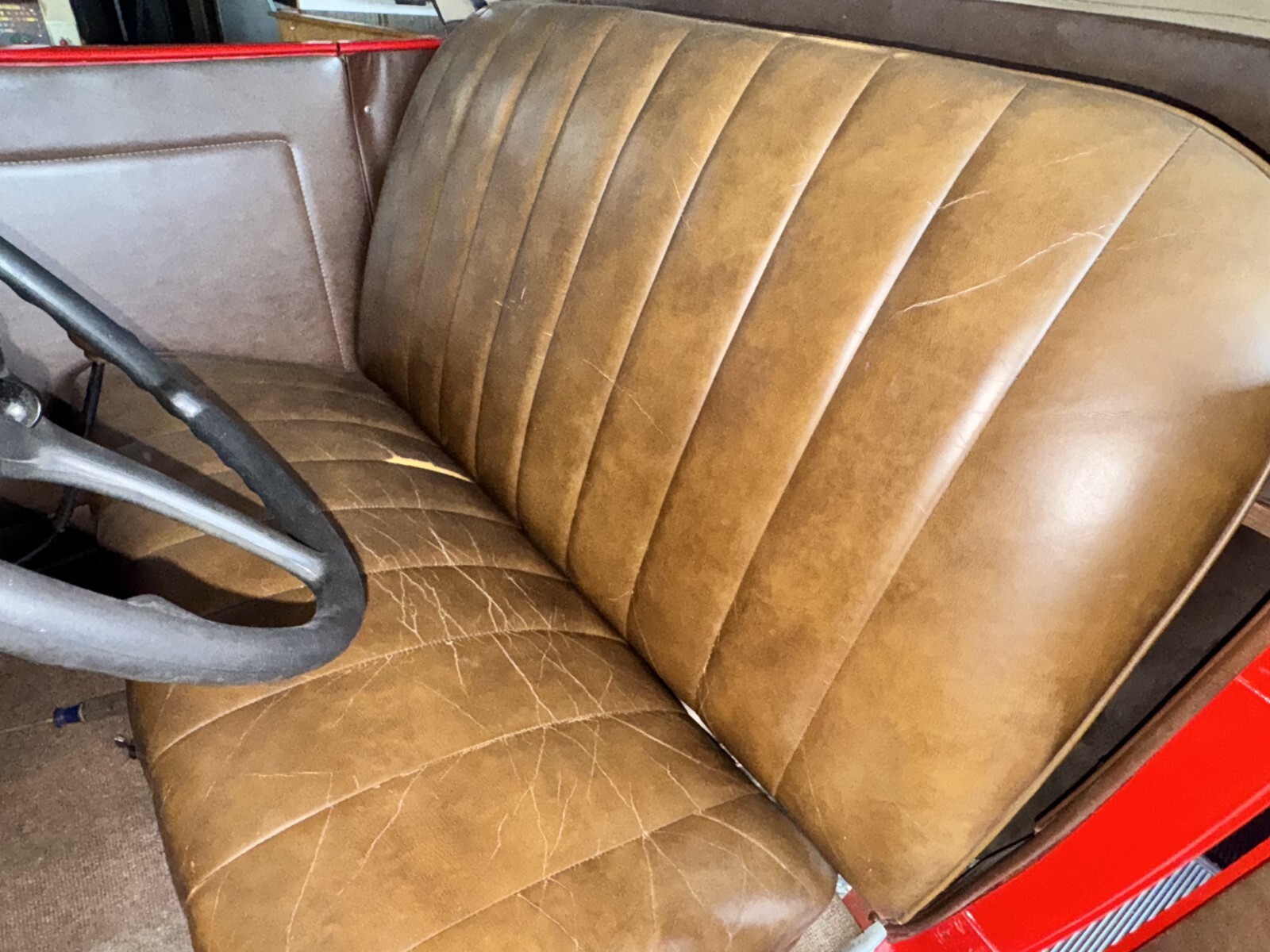 Ford-convertible-1934-Convertible-13