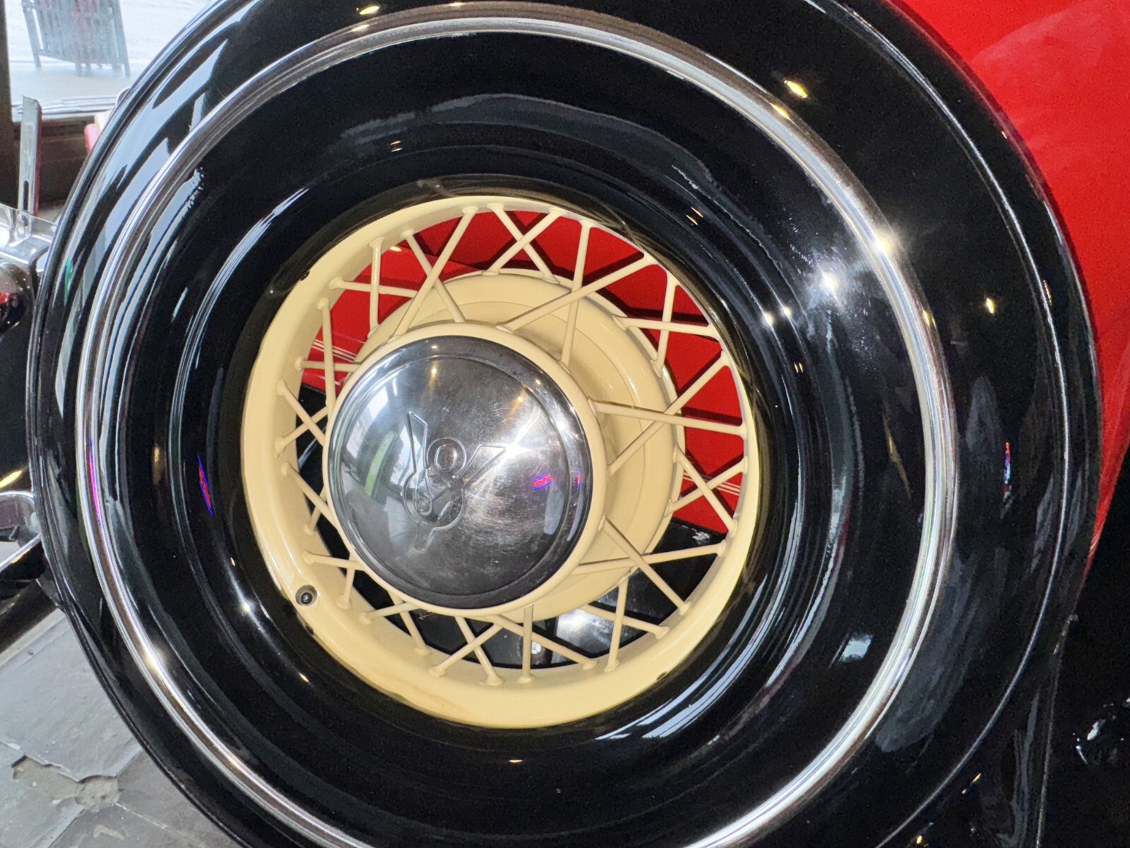 Ford-convertible-1934-Convertible-3