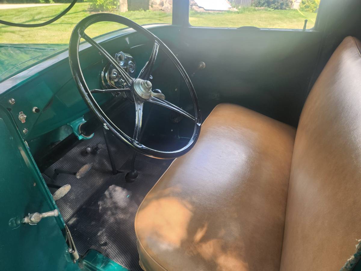 Ford-model-a-pickup-1929-green-4