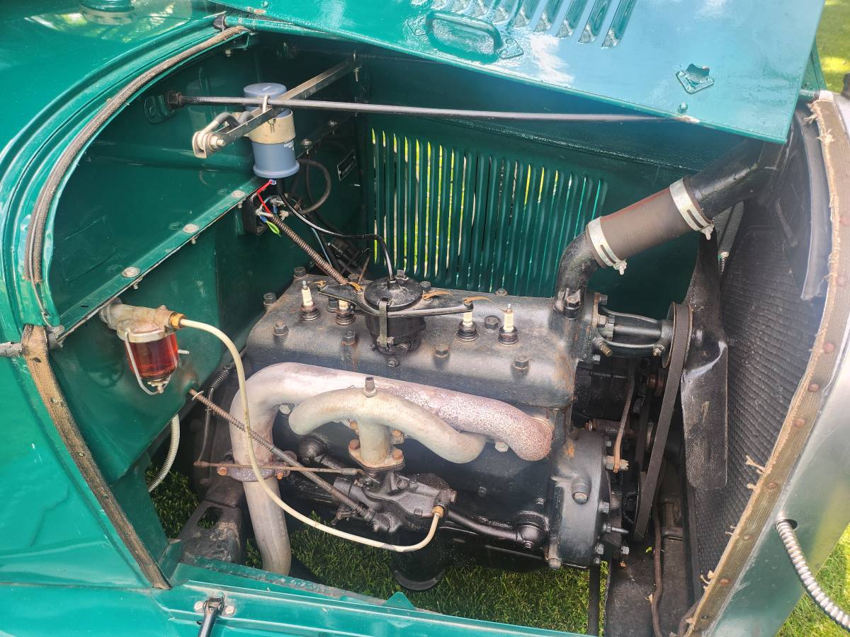 Ford-model-a-pickup-1929-green-8