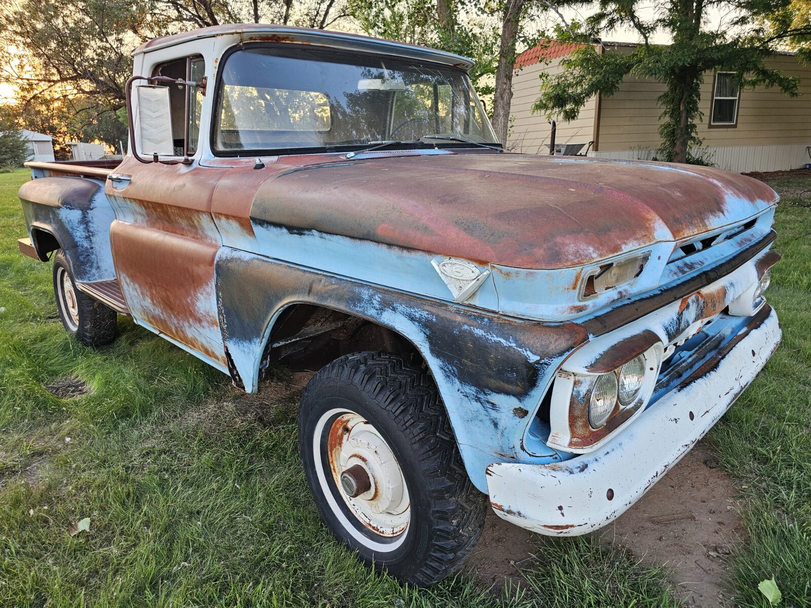 GMC-12-Ton-Pickup-1962-Farm-Truck-1