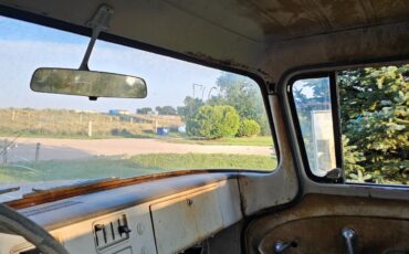 GMC-12-Ton-Pickup-1962-Farm-Truck-14