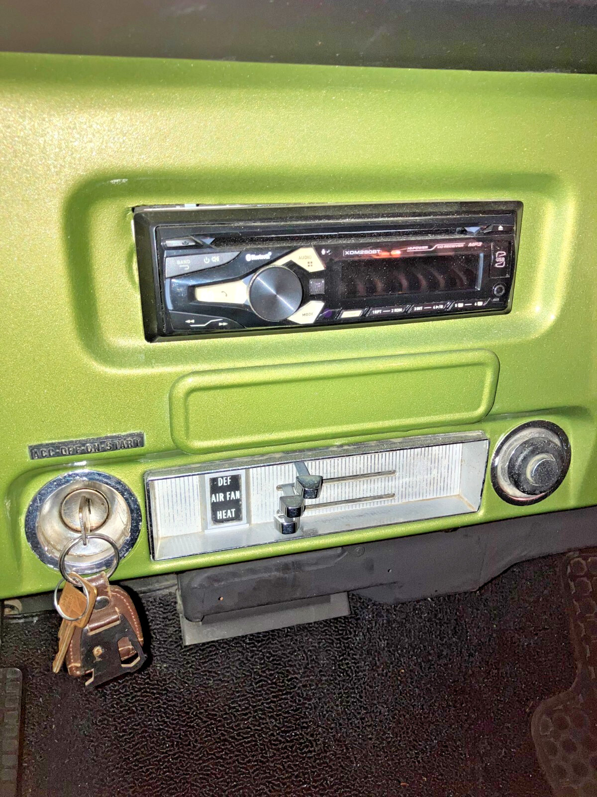 GMC-2500-1970-Standard-Cab-Pickup-26