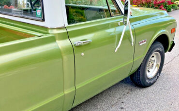 GMC-2500-1970-Standard-Cab-Pickup-6