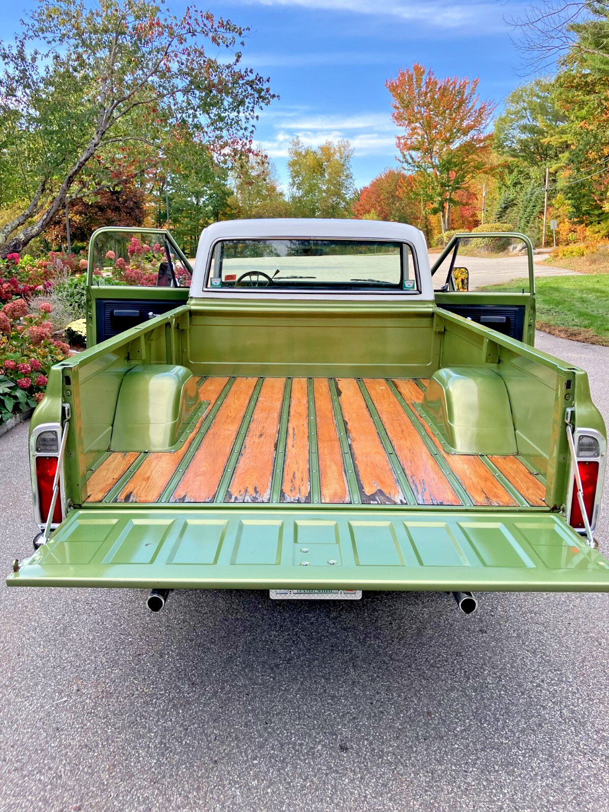 GMC-2500-1970-Standard-Cab-Pickup-8