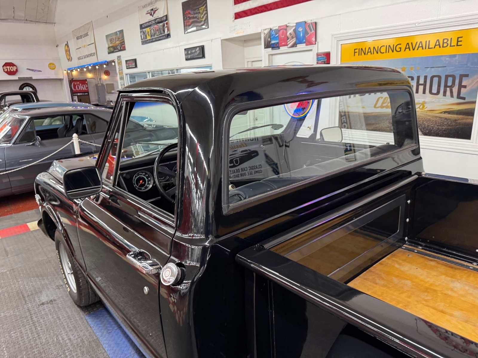 GMC-C-15-1969-Pick-up-16