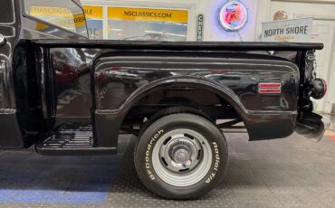 GMC-C-15-1969-Pick-up-23