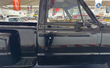 GMC-C-15-1969-Pick-up-29