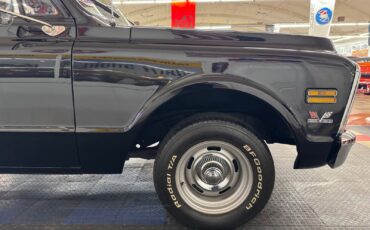 GMC-C-15-1969-Pick-up-30