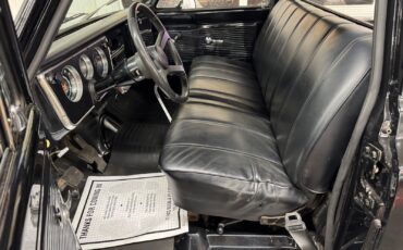 GMC-C-15-1969-Pick-up-32