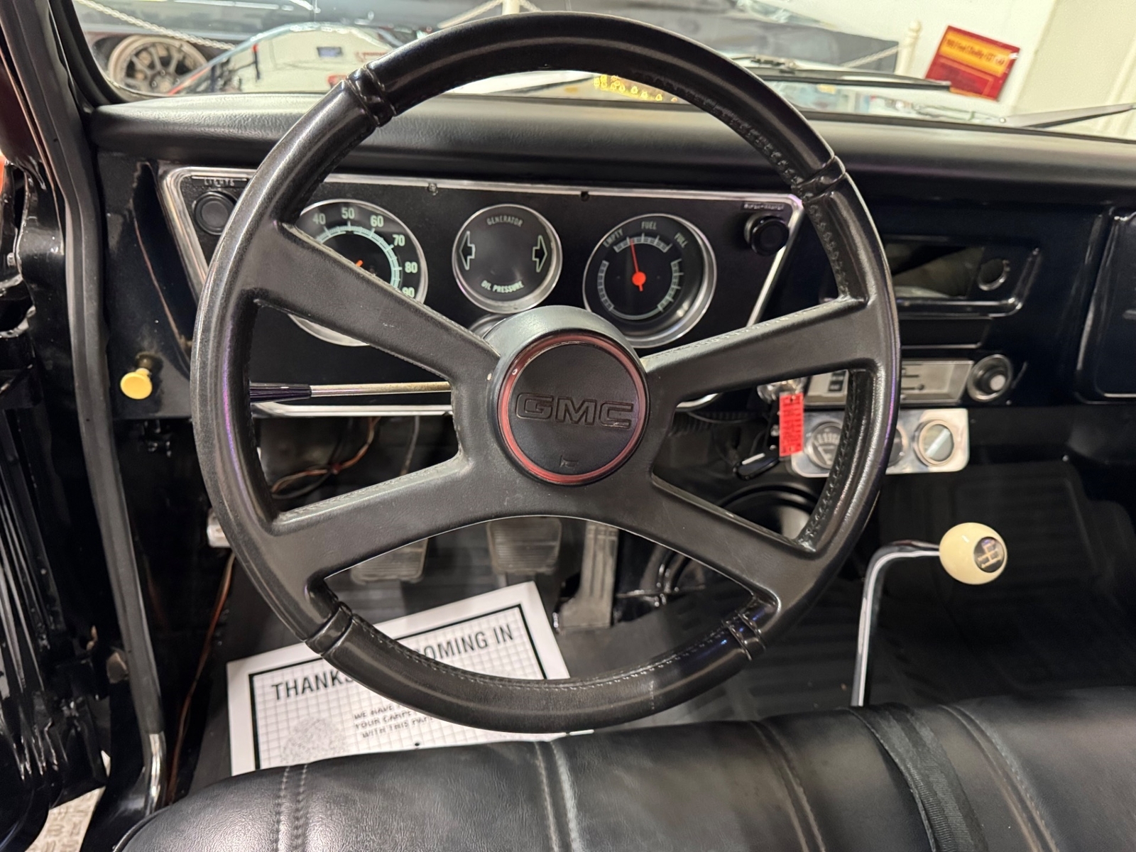 GMC-C-15-1969-Pick-up-34