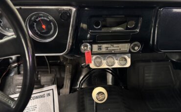GMC-C-15-1969-Pick-up-36