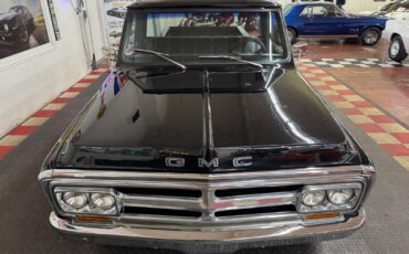 GMC-C-15-1969-Pick-up-4