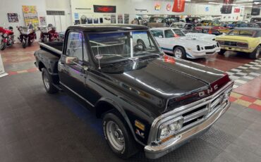 GMC-C-15-1969-Pick-up-9