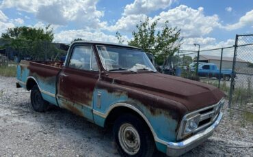 GMC-C10-1967-1