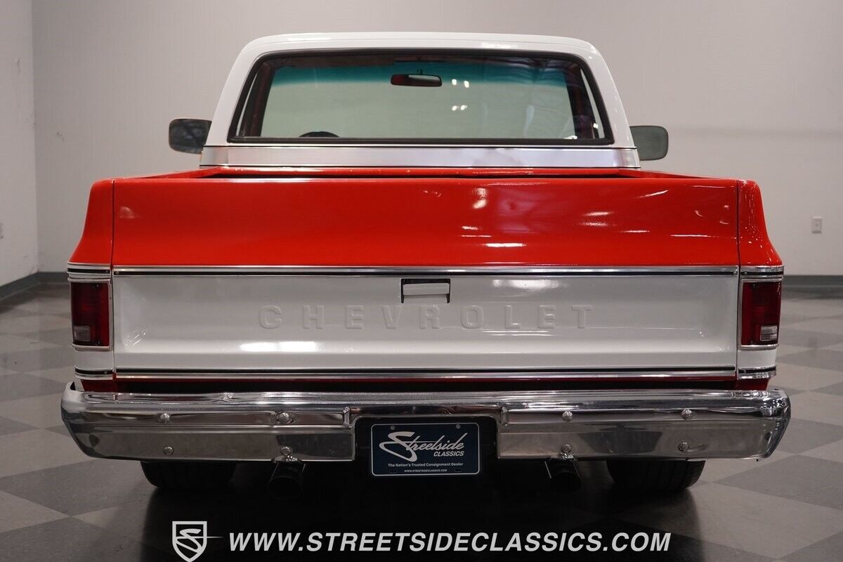 GMC-C10-1976-Pickup-Truck-13