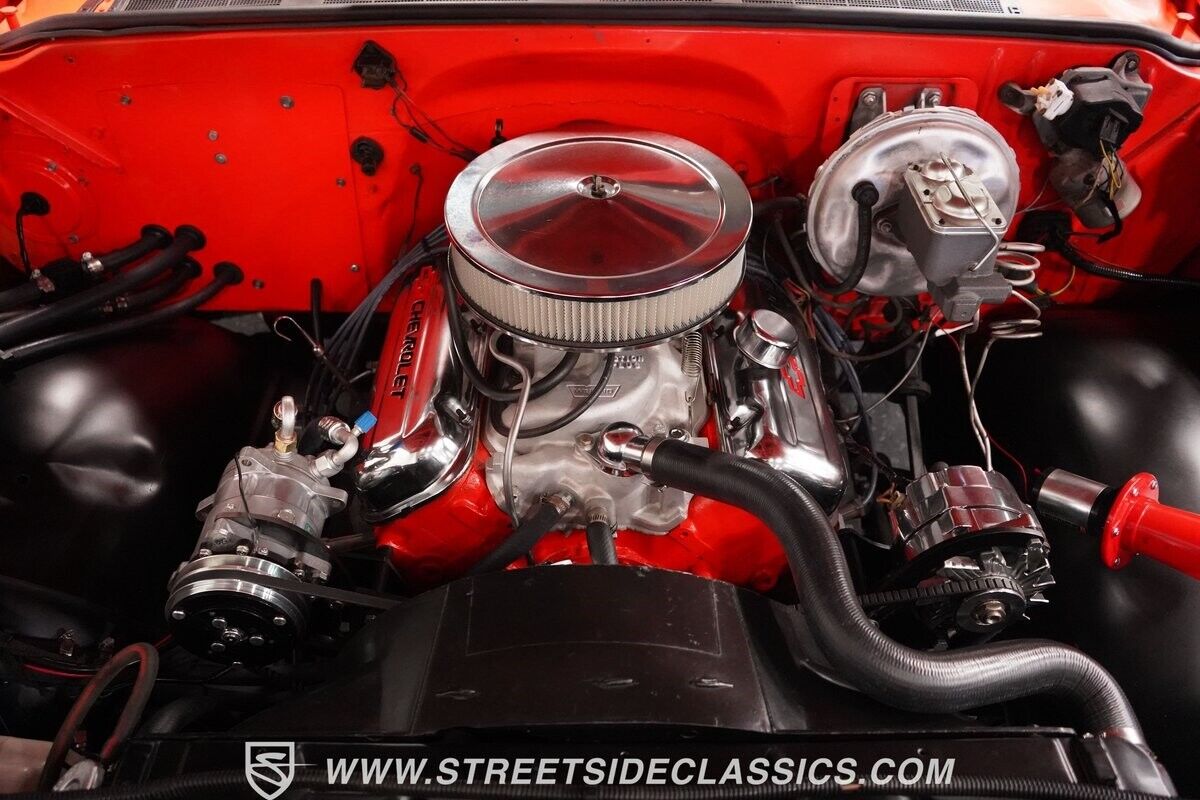 GMC-C10-1976-Pickup-Truck-3