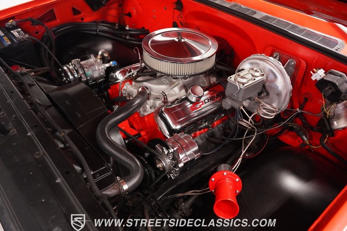 GMC-C10-1976-Pickup-Truck-38