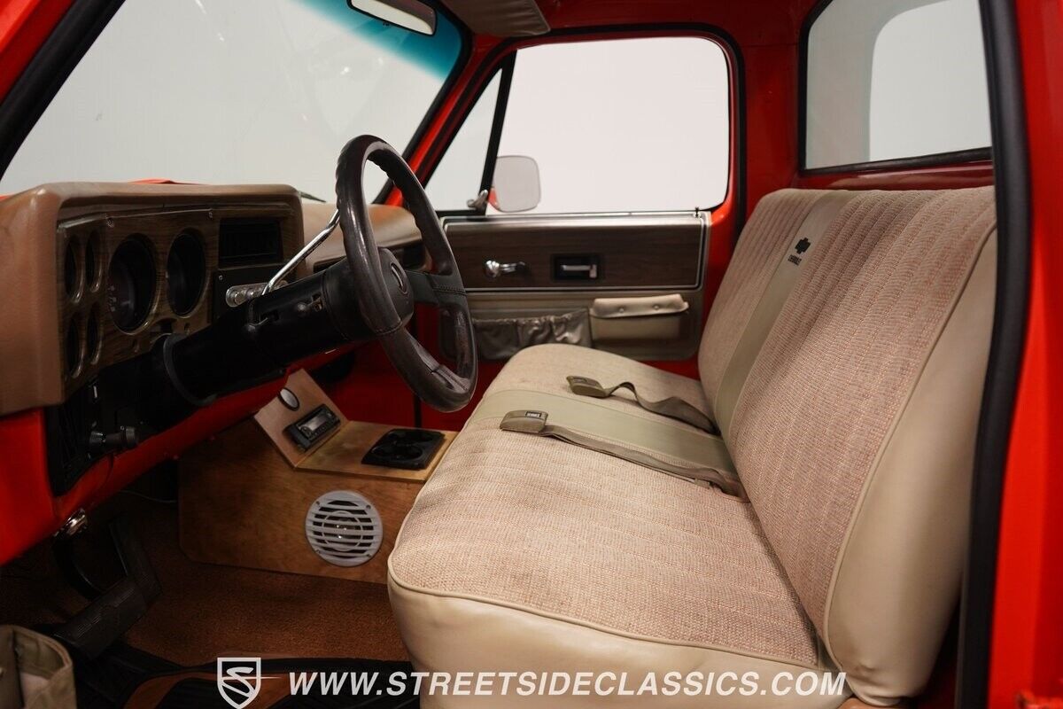 GMC-C10-1976-Pickup-Truck-4