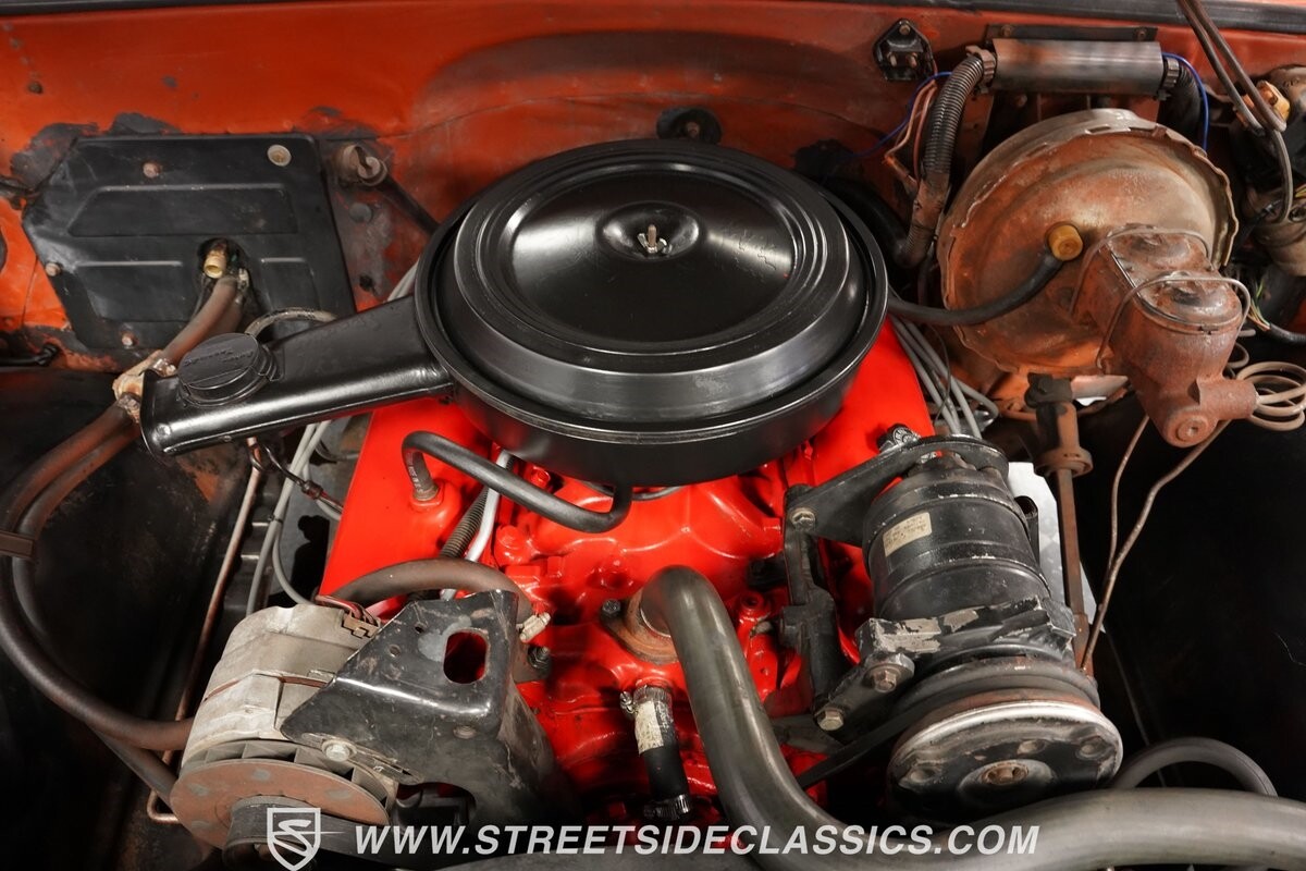 GMC-C25-1975-Pickup-Truck-34