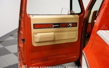 GMC-C25-1975-Pickup-Truck-37