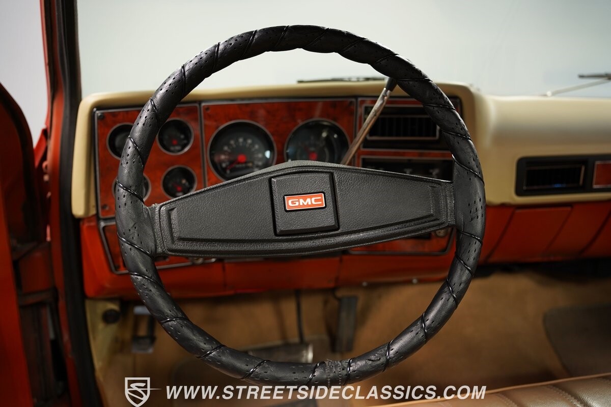 GMC-C25-1975-Pickup-Truck-39