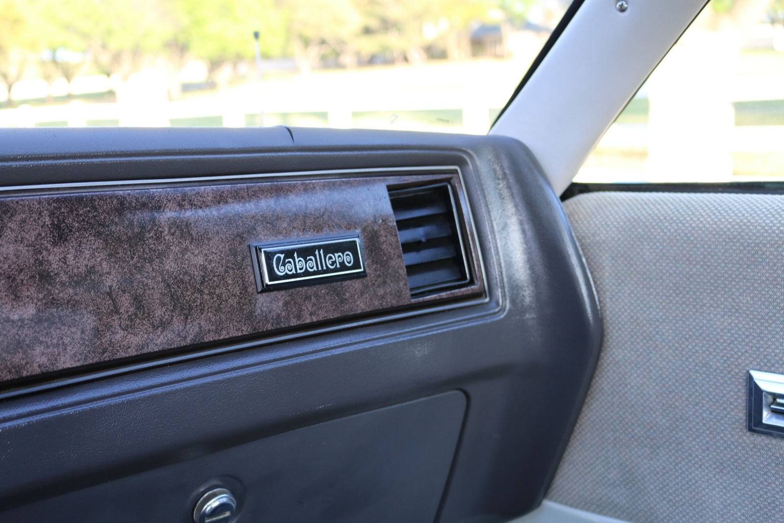 GMC-Caballero-1984-6