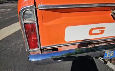 GMC-Jimmy-1972-SUV-12