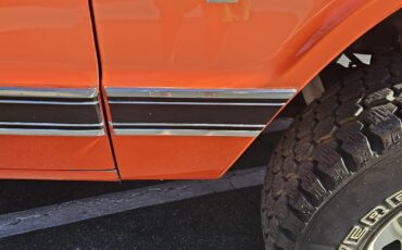 GMC-Jimmy-1972-SUV-24