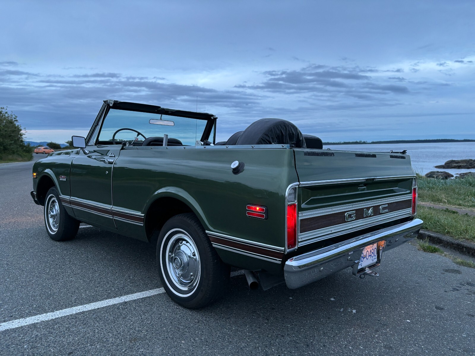 GMC-Jimmy-1972-SUV-4