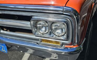 GMC-Jimmy-1972-SUV-7