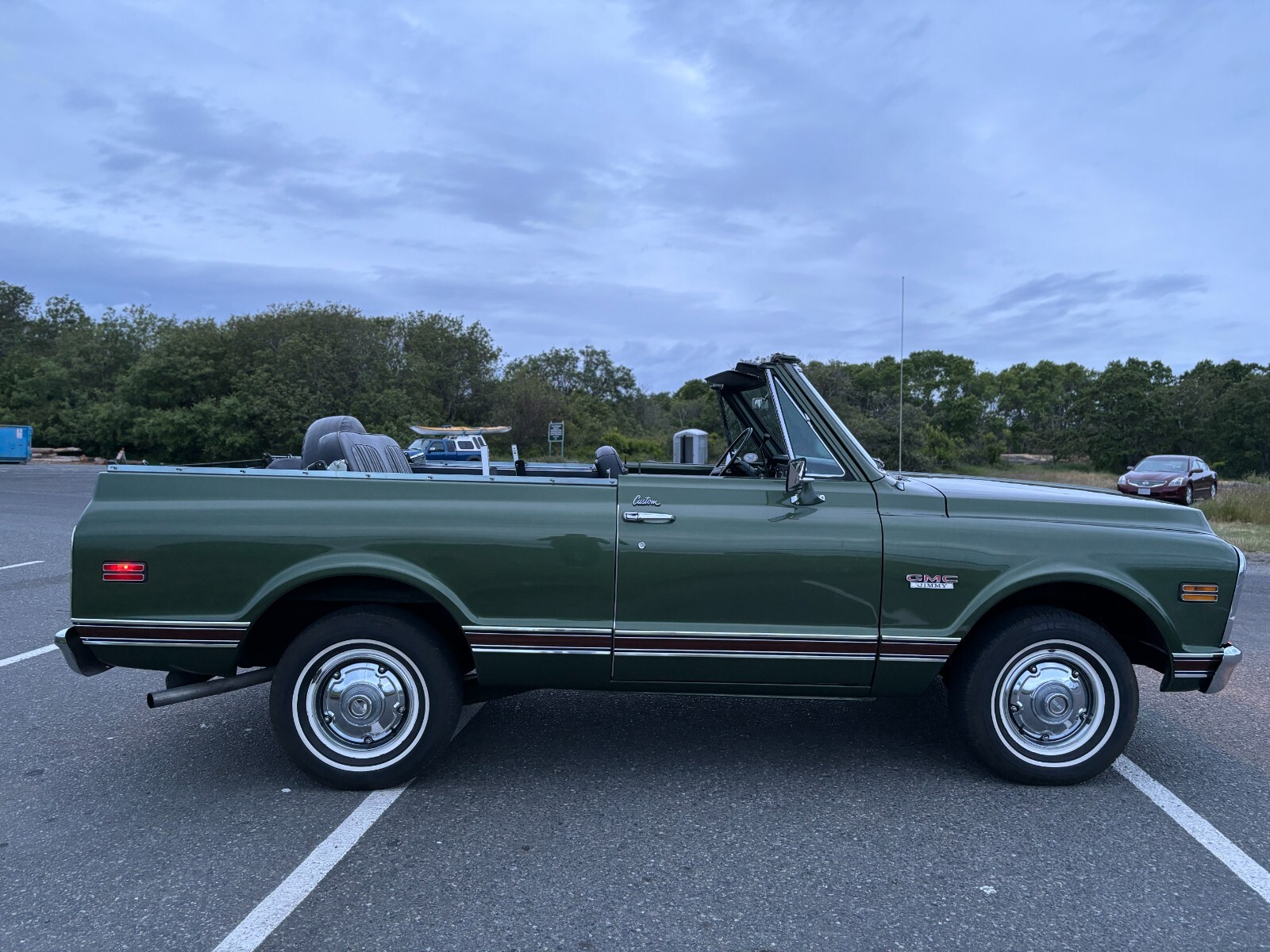 GMC-Jimmy-1972-SUV-7