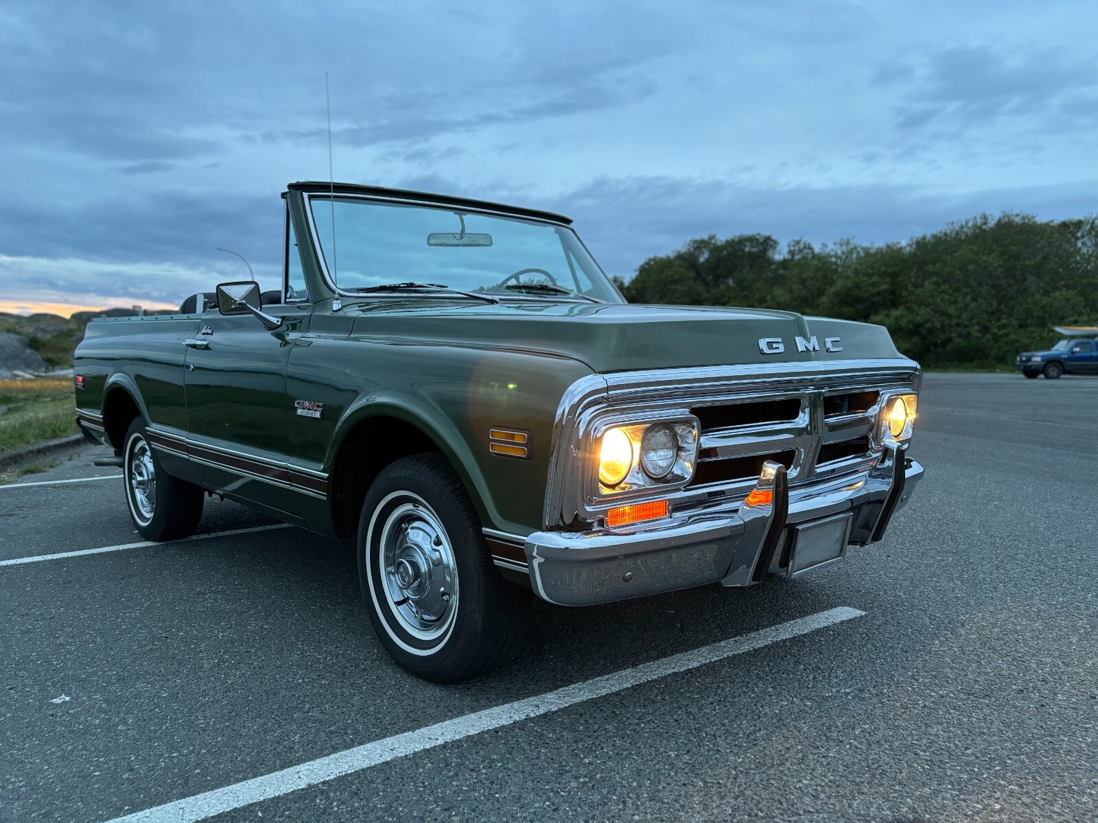 GMC-Jimmy-1972-SUV-8