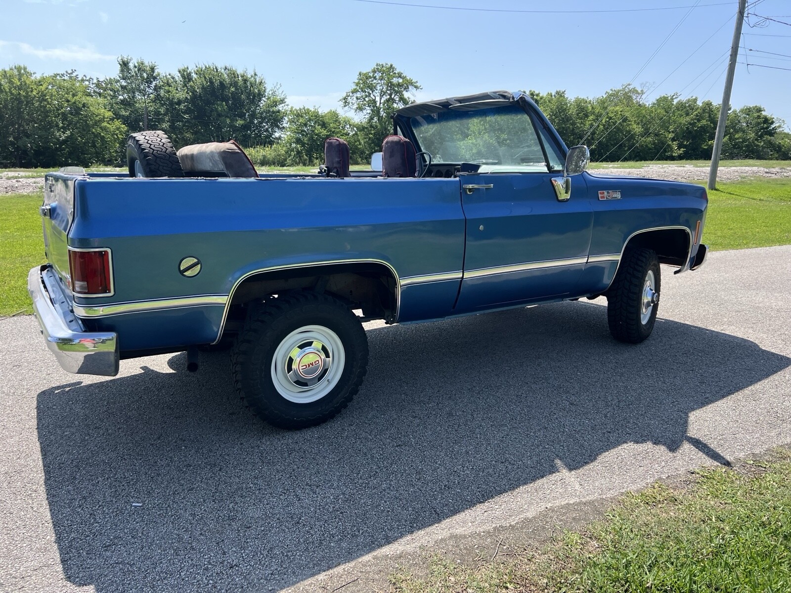GMC-Jimmy-1973-1