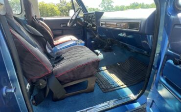 GMC-Jimmy-1973-25