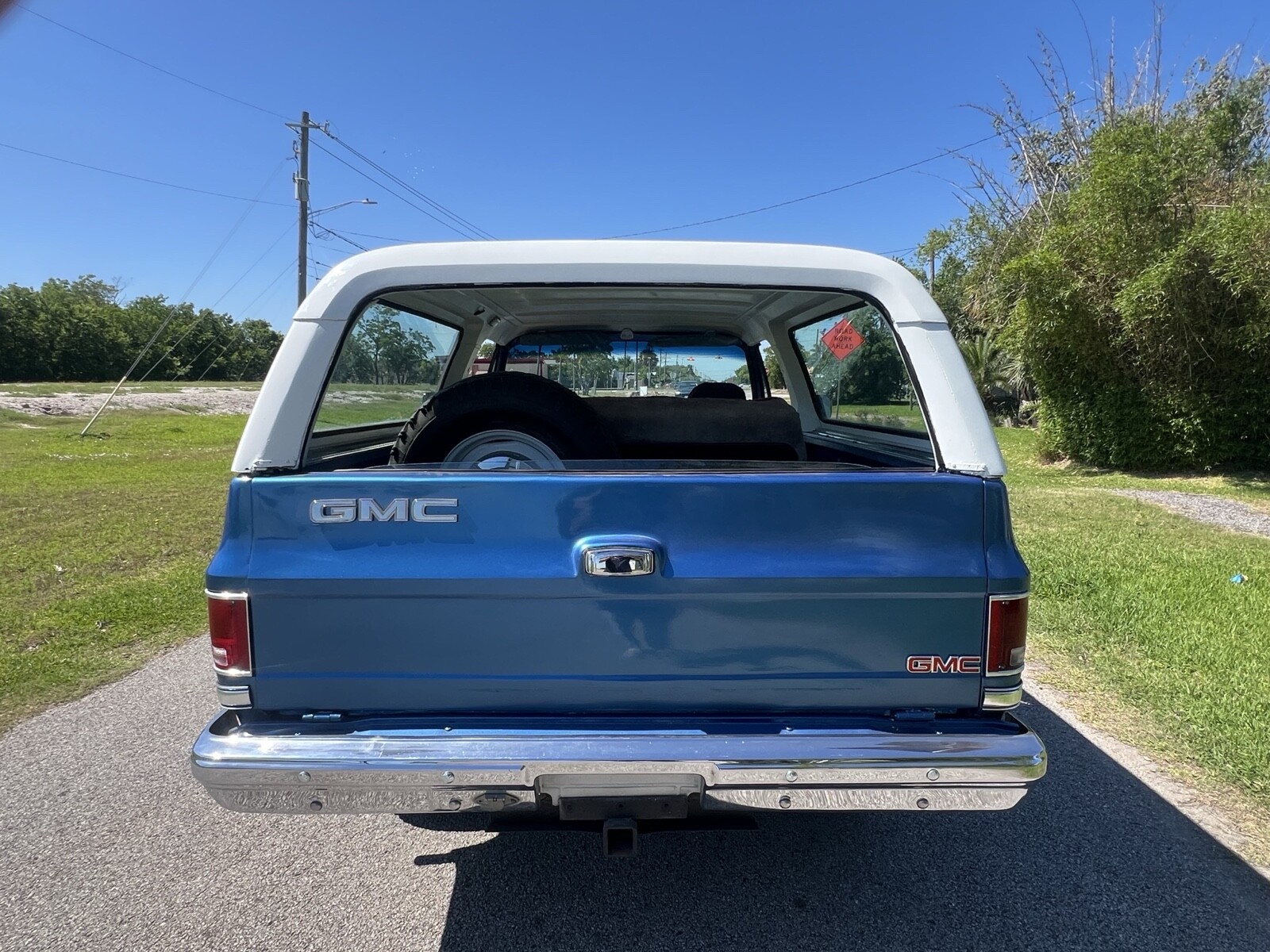 GMC-Jimmy-1973-5