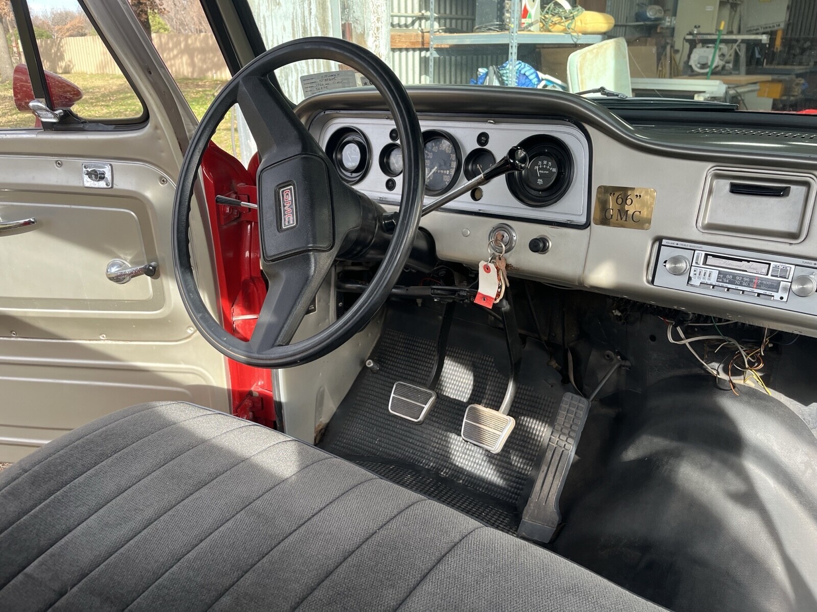 GMC-Pickup-1966-4