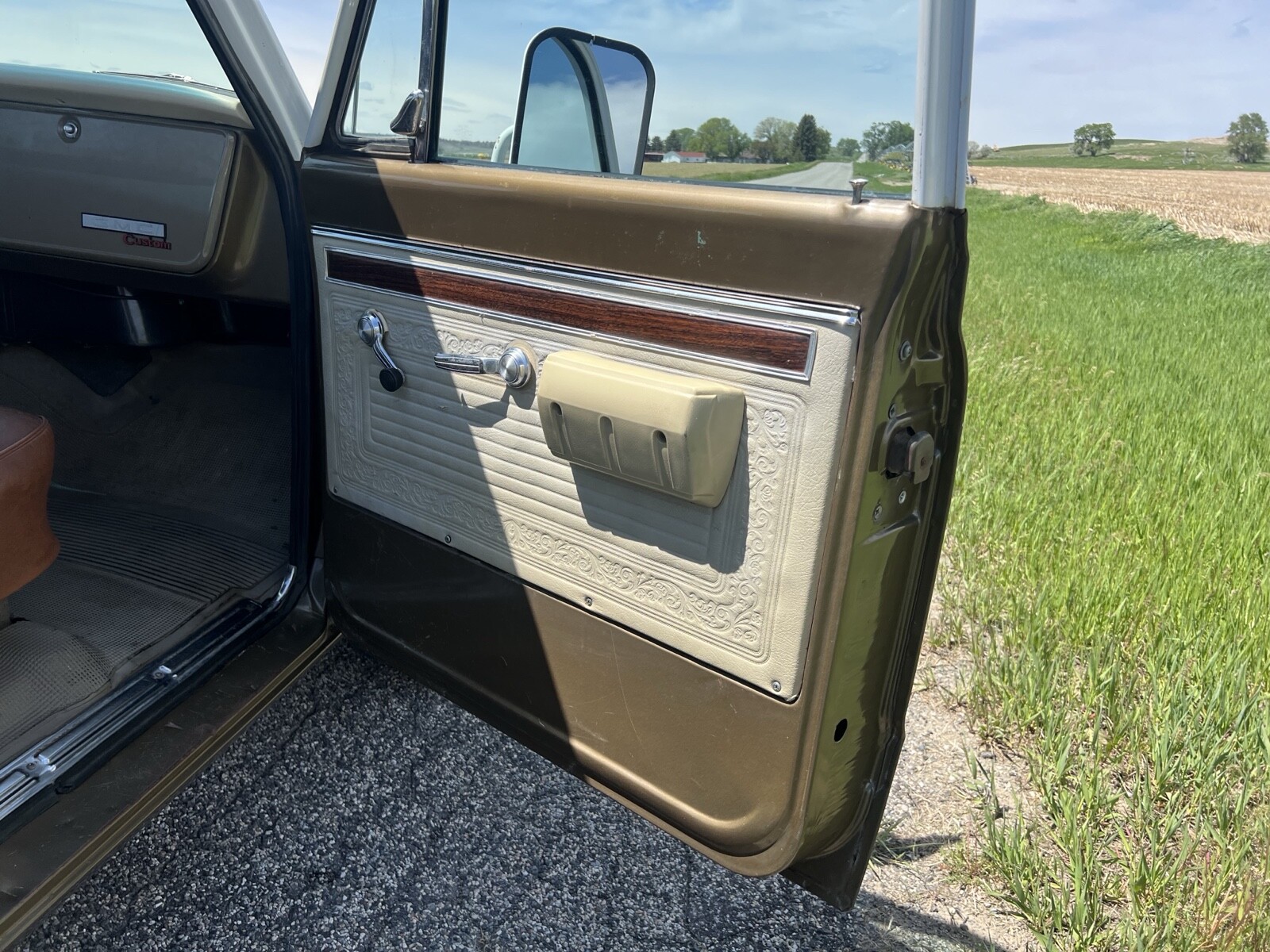 GMC-Pickup-1970-17