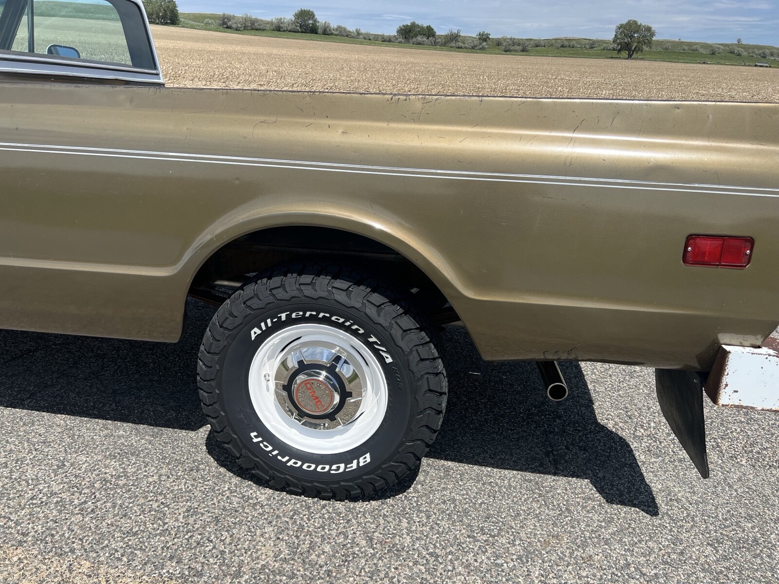 GMC-Pickup-1970-6