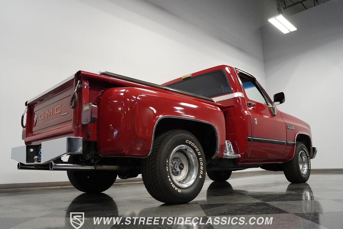 GMC-R1500-1987-Pickup-Truck-24