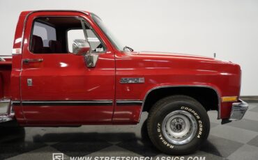 GMC-R1500-1987-Pickup-Truck-27