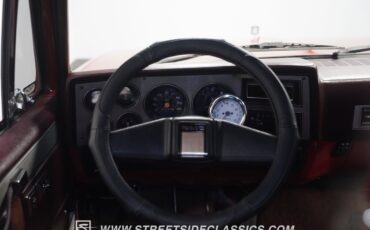 GMC-R1500-1987-Pickup-Truck-36